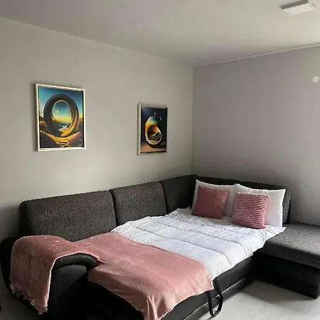 Apartment Aria *